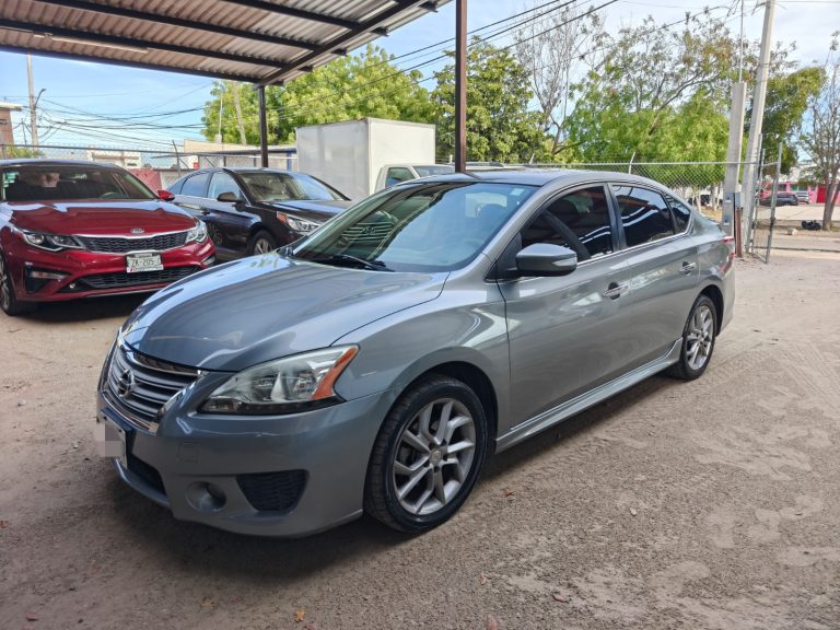 Sentra SR 2013